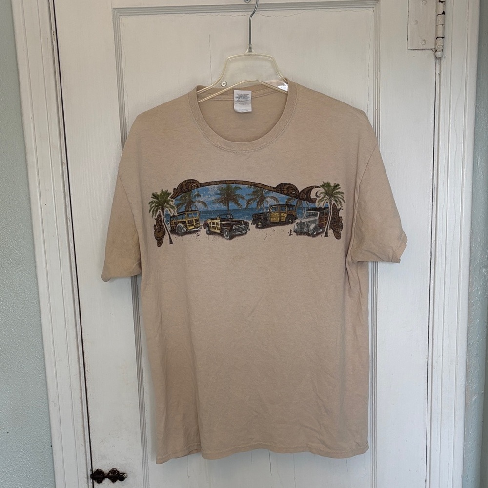 Gildan Tan Graphic T-Shirt